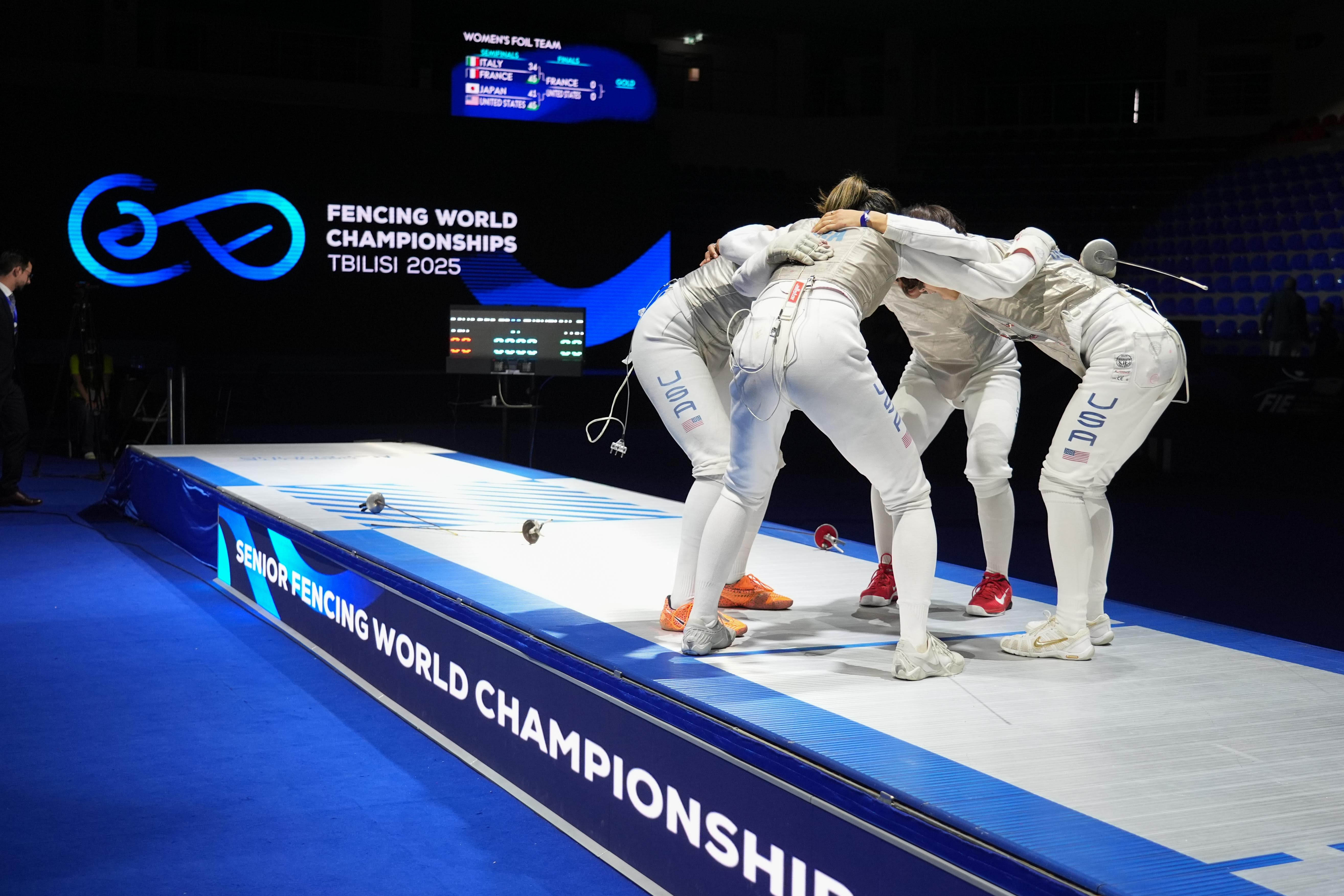 Лесбиянки досын трафик